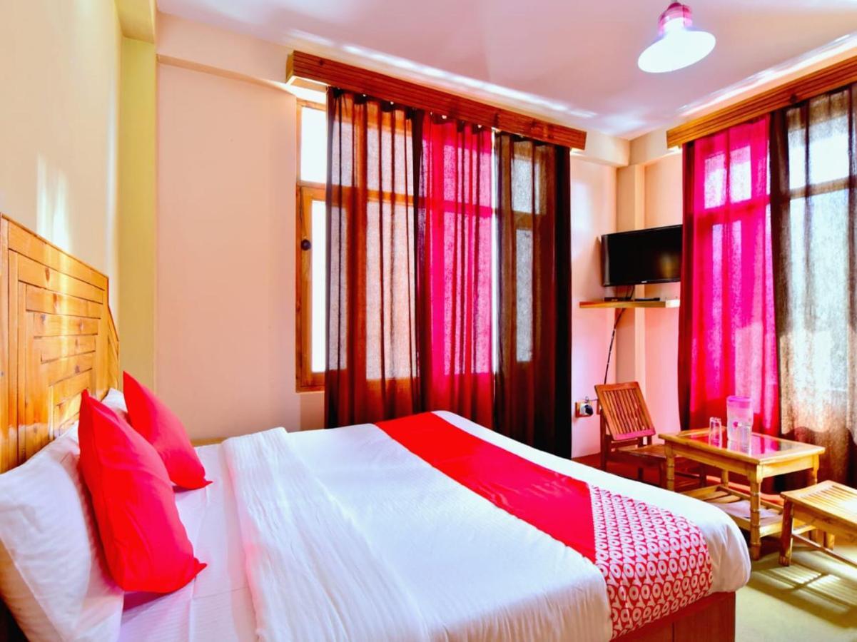 Hotel Kingston Manāli Buitenkant foto