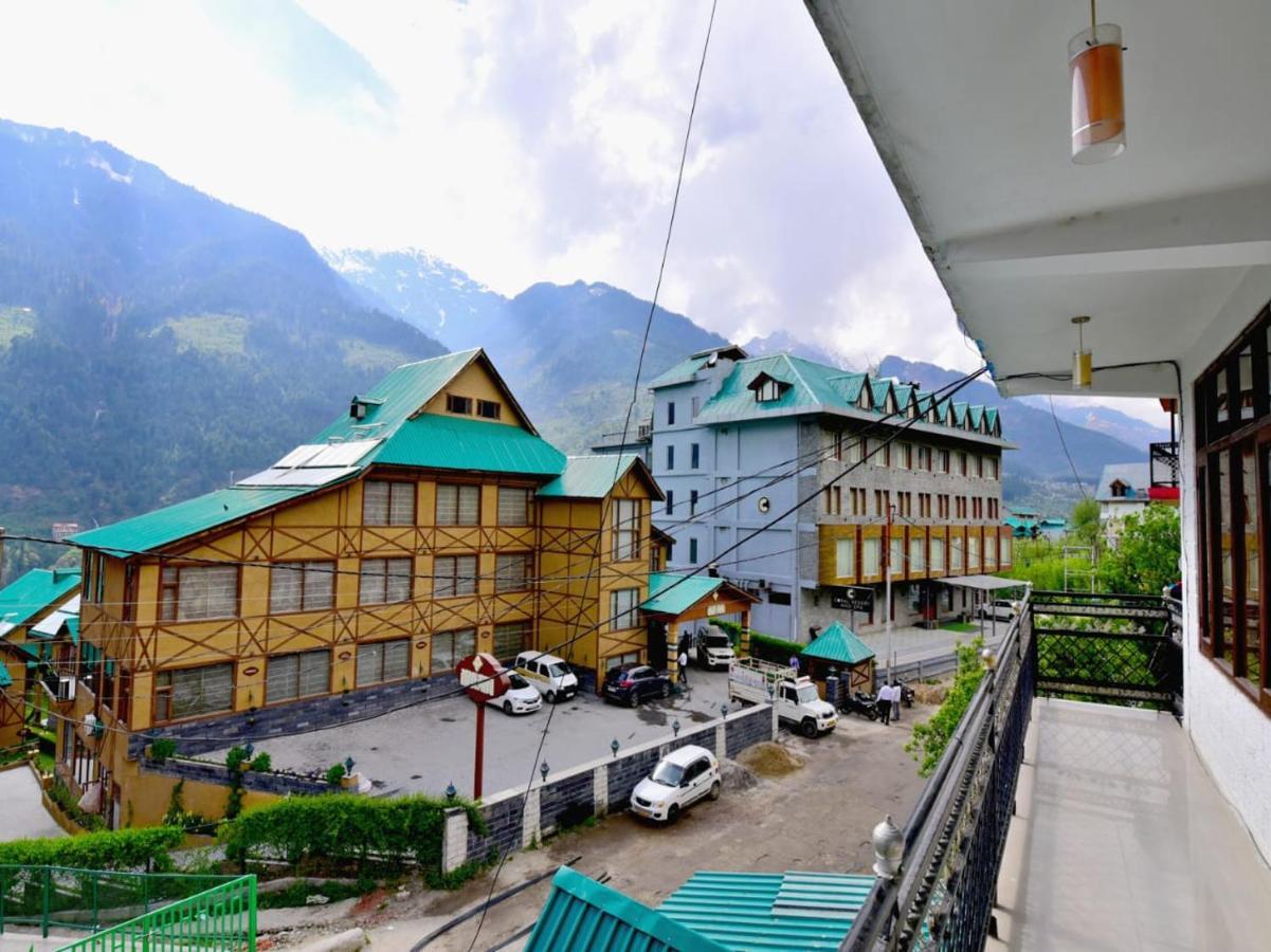 Hotel Kingston Manāli Buitenkant foto